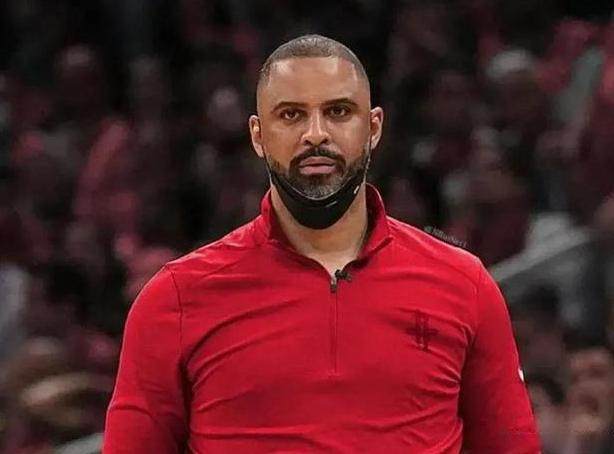 火箭起飞了！乌度卡妙手回春 范乔丹狄龙物有所值