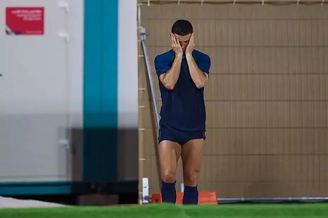 B体育直播-继续不高兴？C罗缺席葡萄牙“替补训练课”